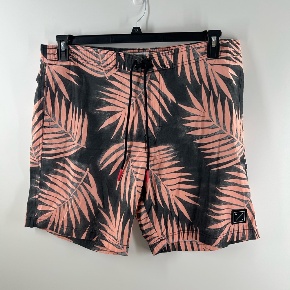 American Eagle Black & Coral Palm-Print Swim Trunks - Board-shorts Size XL